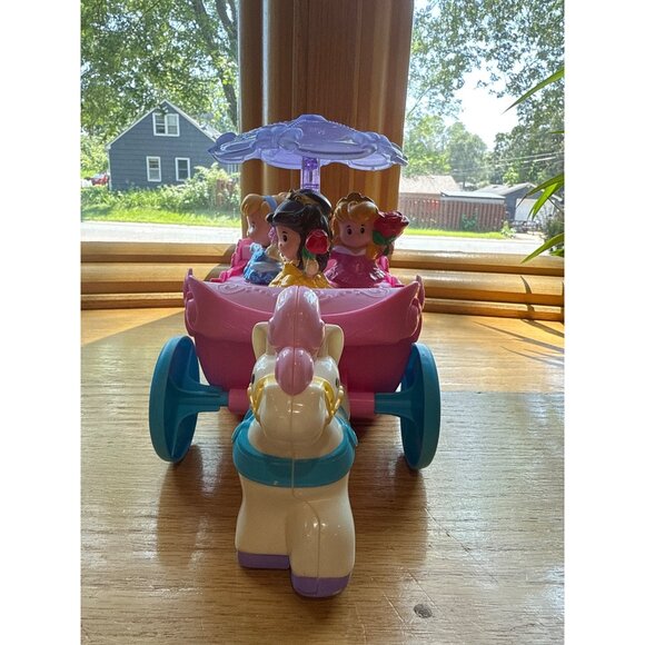 Fisher-Price Little People Disney Princess Pull-Along Musical Carriage With Figu - Picture 7 of 7